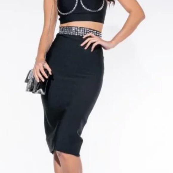 AKIRA Dresses & Skirts - Skirt